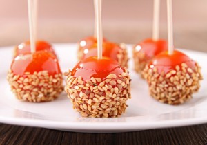 Brochettes de tomates cerises sésame et caramel
