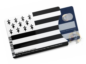Alternative view of Etui protège carte bancaire drapeau breton