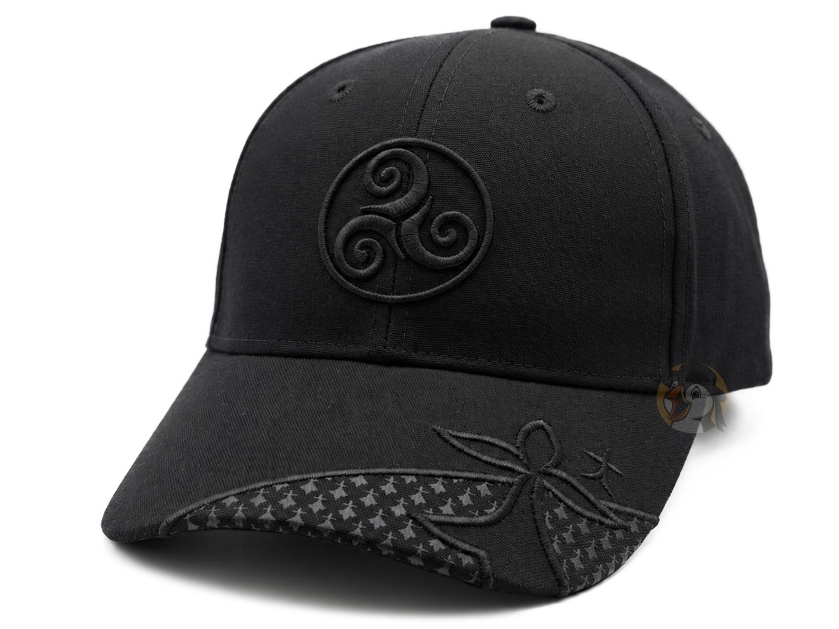 Casquette Bretagne noire monochrome Triskell & Hermines