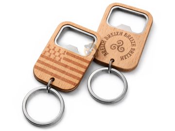BON PLAN ! Porte-clé décapsuleur en bois Bretagne - 2 décors au choix